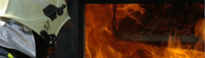 Ausbildung an der feststoffbefeuerten Brandübungsanlage